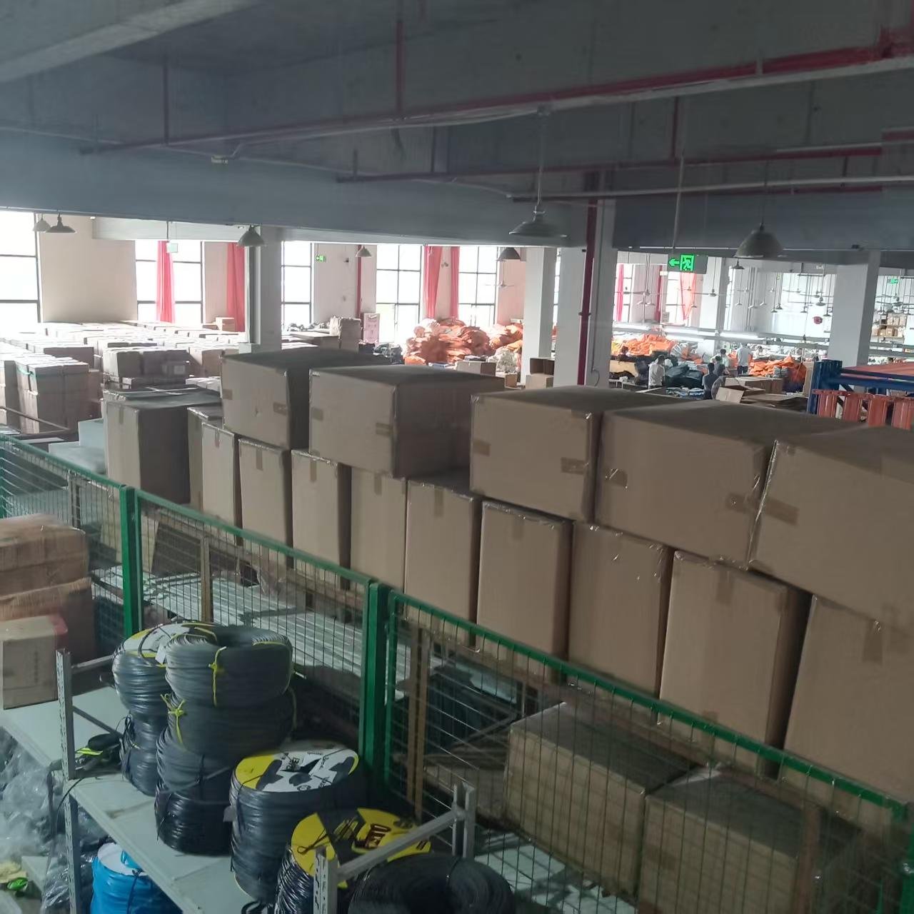 Fmosbag Standardized Warehouse & Logistics - Classified Management for Sports Bag Materials & Cross-border Delivery - Fmosbag - Custom Sports Bags (cycling/camping/fitness)