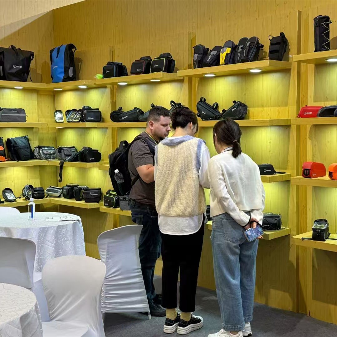 Fmosbag Brand Exhibition Hall - 11 Years Custom Sports Bag Samples (cycling/camping/fitness) Displayed for Clients - Fmosbag - Custom Sports Bags (cycling/camping/fitness)